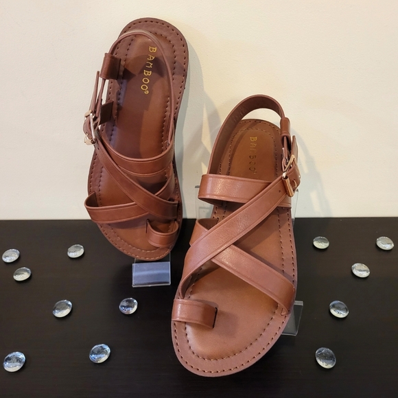 BAMBOO Brown Toe Strap Sandals - Picture 2 of 4